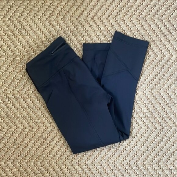 Pants - Lululemon - Pace Rival Crop Yoga Leggings - Black - Size 4